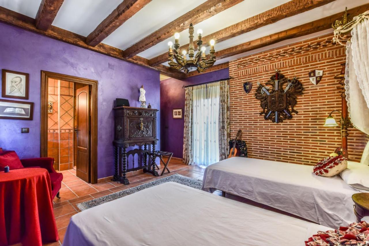 Hostal Casa del Trotamundos Villamayor de Campos Exterior foto